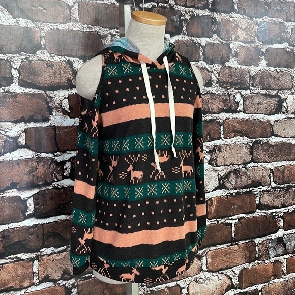 Miss U Sweater Christmas Womens Large Black Green NWT Winter Cold Shoulder - Picture 8 of 14